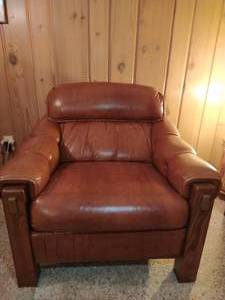 Vintage Berkline Vinyl Club Chair