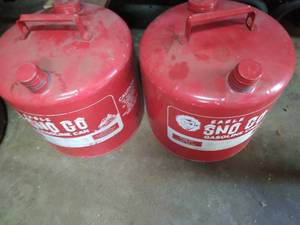 Sno Go Gas Can
