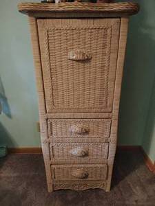 Wicker Lingerie Chest