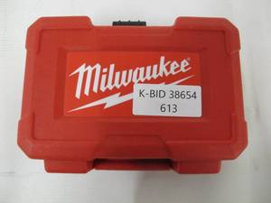 lot 613 image: Milwaukee Hole Dozer 9-Piece General Purpose Bi-Metal Hole Saw Set