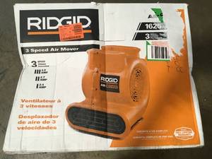 lot 9 image: 1625 CFM Blower Fan Air Mover by RIDGID Customer Returns See Pictures
