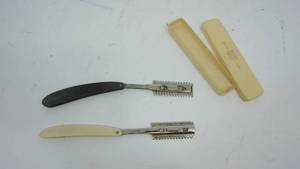 lot 32 image: BeardMustache Razor-Trimmers