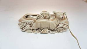 lot 56 image: Light Mauve Deer Glass Flower Planter With Light On Back