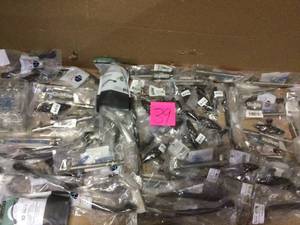 MIX LOT OF GLIDERITE 2 in. Solid Steel,  Handle Knobs Customer Returns See Pictures