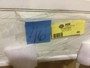 Hanover 27 in. White Resin Beadboard Deck Rail Planter Customer Returns See Pictures