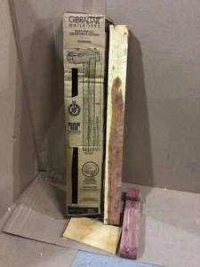 Solar Group DPK00000 Cedar Mailbox Post Kit by Solar Group Customer Returns See Pictures&nbsp