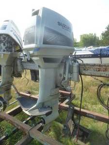 lot 31 image: Suzuki 75 Hp Outboard