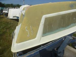 lot 35 image: Evinrude 5 12 Outboard