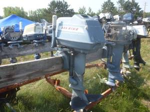lot 43 image: Montgomery Ward Sea King 15 Hp Outboard