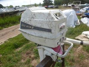 lot 63 image: Sea King Outboard White
