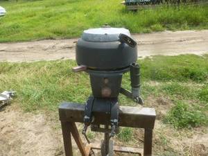 lot 64 image: Black & Red Outboard