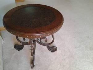 Round Metal Framed Side Table 26 X...