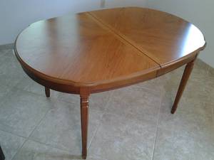 Dining Room Table 58 X 39.75 X 30...