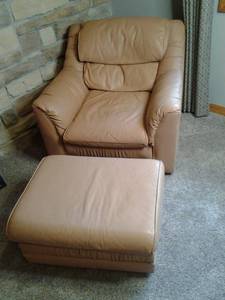 SalmonPeach Leather Chair (36.5 X...