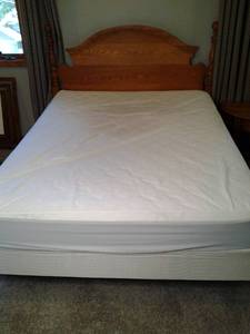 Queen Bed, Frame, Head Board (62)...