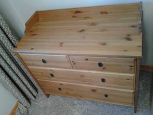 4 Drawer Dresser (37.75 X 19.25 X...
