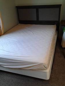 Queen Bed, Frame, Head Board (63 X...