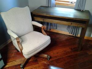 Desk (486 Drawer Dresser 31.75 X 1...