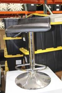 lot 180 image: Chrome Metal Pedestal Bar Stool with Adjustable Height Black Seat