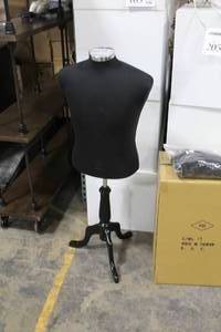 lot 257 image: Clothing Stand