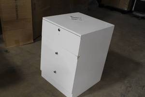 lot 300 image: File Cabinet 3-drawer