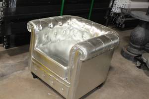 lot 198 image: Upholstered Rolling Lounge Arm Chair