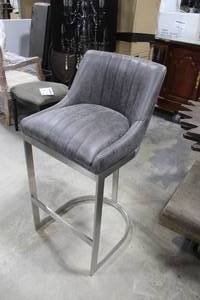 lot 302 image: Leather Chrome Metal Bar Chair