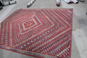 lot 333 image: Area Rug 96Lx76W (new in bag)