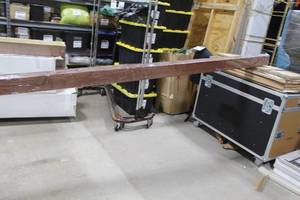 lot 418 image: Lot of (2) Wellwood Contemporary Beams STB 15 19Lx6Wx6H