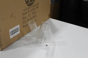 lot 466 image: Lot of (12) Accent Dcor Tri Bud Vases (in box)