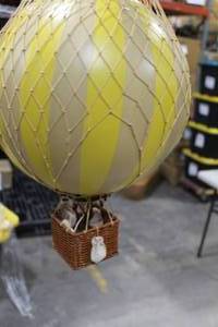 lot 501 image: Authentic Models Royal Aero Hot Air Balloon Dcor