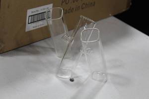 lot 517 image: Lot of (12) Accent Dcor Tri Bud Vases (in box)