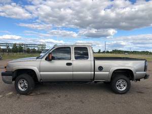 2003 Chevrolet Silverado 2500HD - 4X4 VERY CLEAN TRUCK