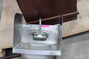 lot 54 image: Hand Wash Stainless Steel Sink 16 X 15