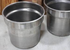 lot 123 image: Cylinder Stainless Steel Pans Lot Of 5