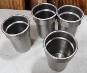 lot 133 image: Bain Marie Pot 8 Long X 5 12 Diameter Lot Of 5 Pots