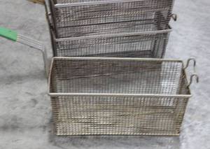 lot 145 image: Deep Fryer Baskets Lot Of 4