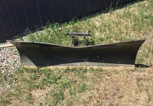 lot 5 image: Polaris Four-Wheeler Snow Plow