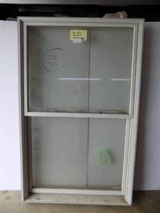 Pella Window Ro 37x60 Vertical Slider