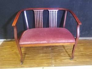 lot 18 image: Striking Antique Cherry Edwardian Settee Chair