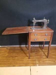 lot 21 image: Amazing Vintage International Rotary Sewing Table with Machine