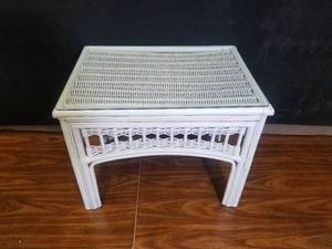 lot 32 image: Delightful White Wicker Side Table
