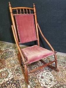 lot 26 image: Stunning Antique Rocking Chair