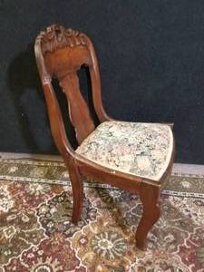 lot 54 image: Exquisitely Carved Antique Chair