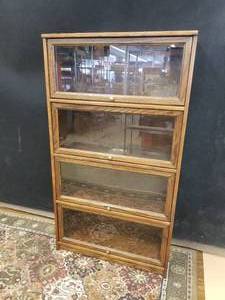 lot 4 image: Amazing Vintage Barrister Bookshelf