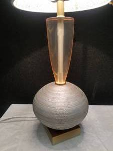 lot 6 image: Stunning Mid-Century Lucite Modern Rocket Lamp