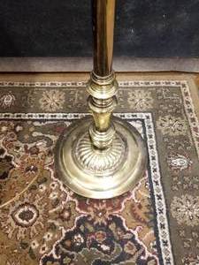 lot 153 image: Lovely Brass Floor Lamp