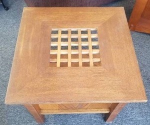 lot 67 image: Simple Solid Oak Mission Accent Table