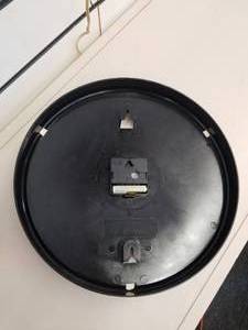 lot 98 image: Cool Vintage Advertising Clock from Heatilator VERY RARE