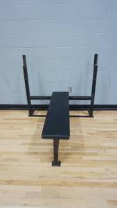 lot 13 image: Gym Weight Lifting Bench